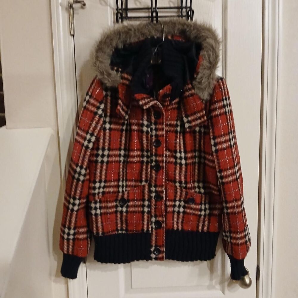 Y2K red/black plaid cropped bomber jacket removable faux fur-trim hood L